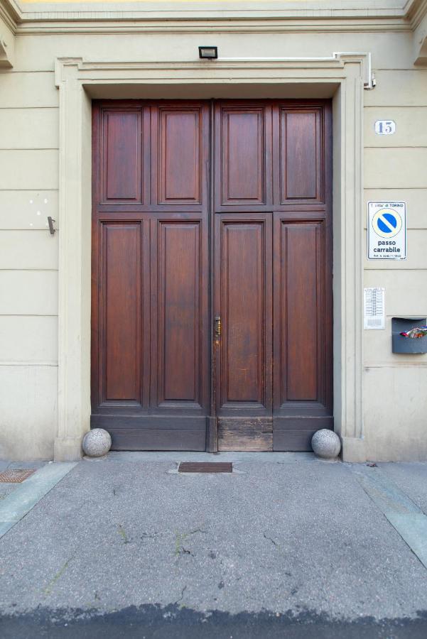 Apartamento Oggi Ti Porto A Torino By Happyhostorino Exterior foto